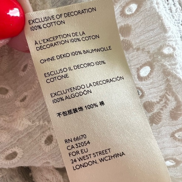 Free People Medium White Eyelet Peasant Blouse Vneck Boho Minimalist - Picture 9 of 10